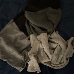 GARNET HILL 100% CASHMERE COLOR BLOCK FULL WRAP 80”x25”